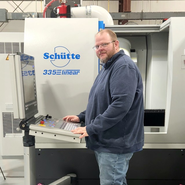 Andrew Carr, Applications Engineer